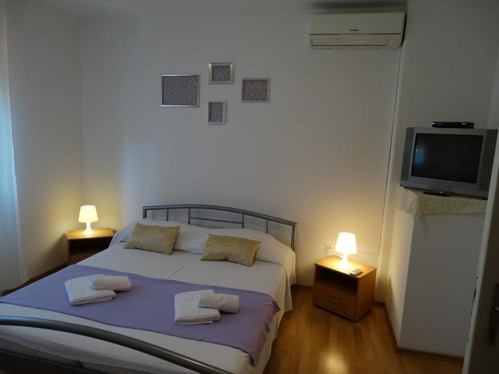 Roni Appartement Crikvenica Buitenkant foto