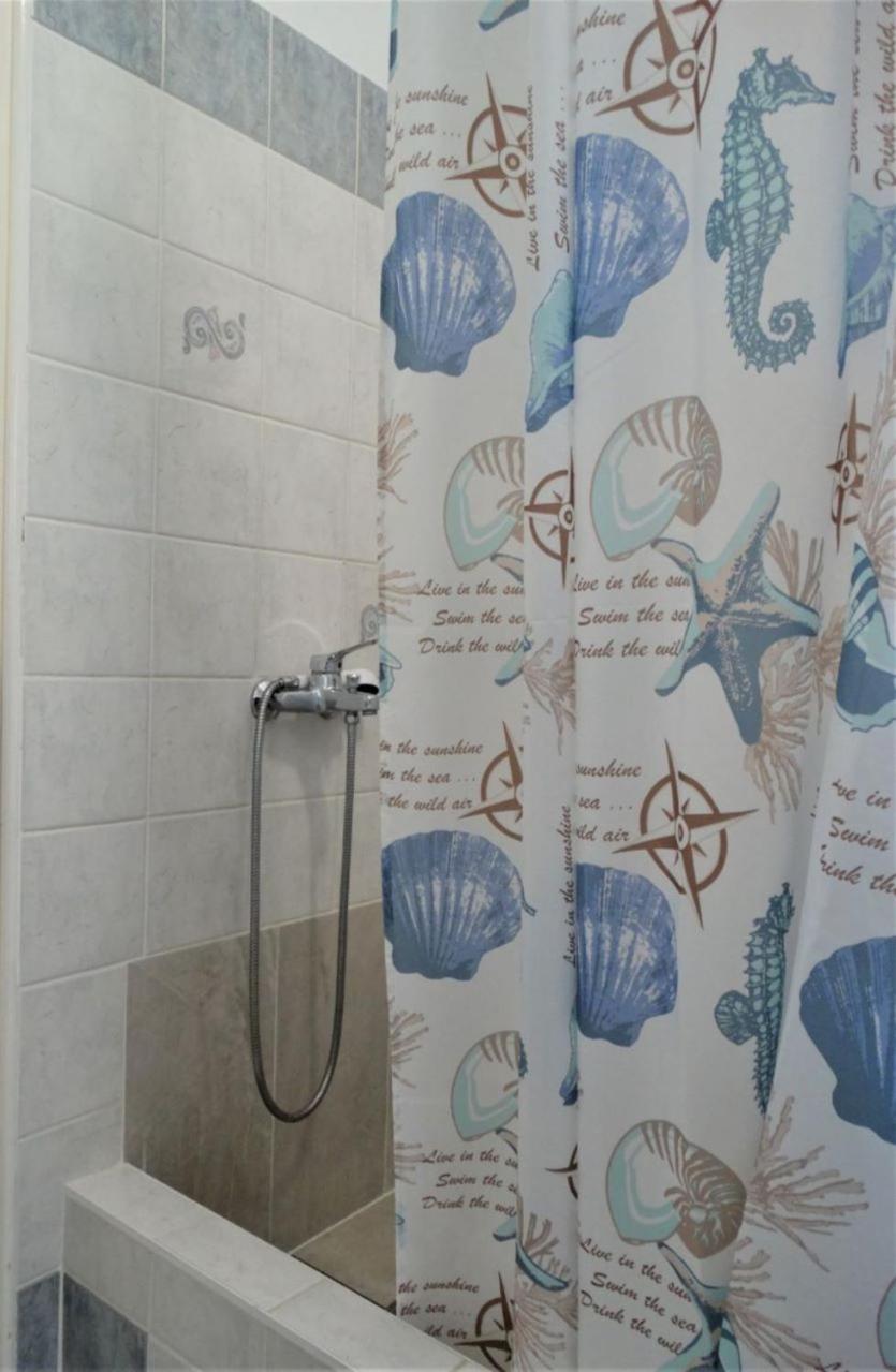 Roni Appartement Crikvenica Buitenkant foto