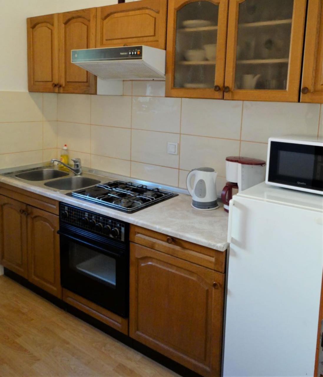 Roni Appartement Crikvenica Buitenkant foto