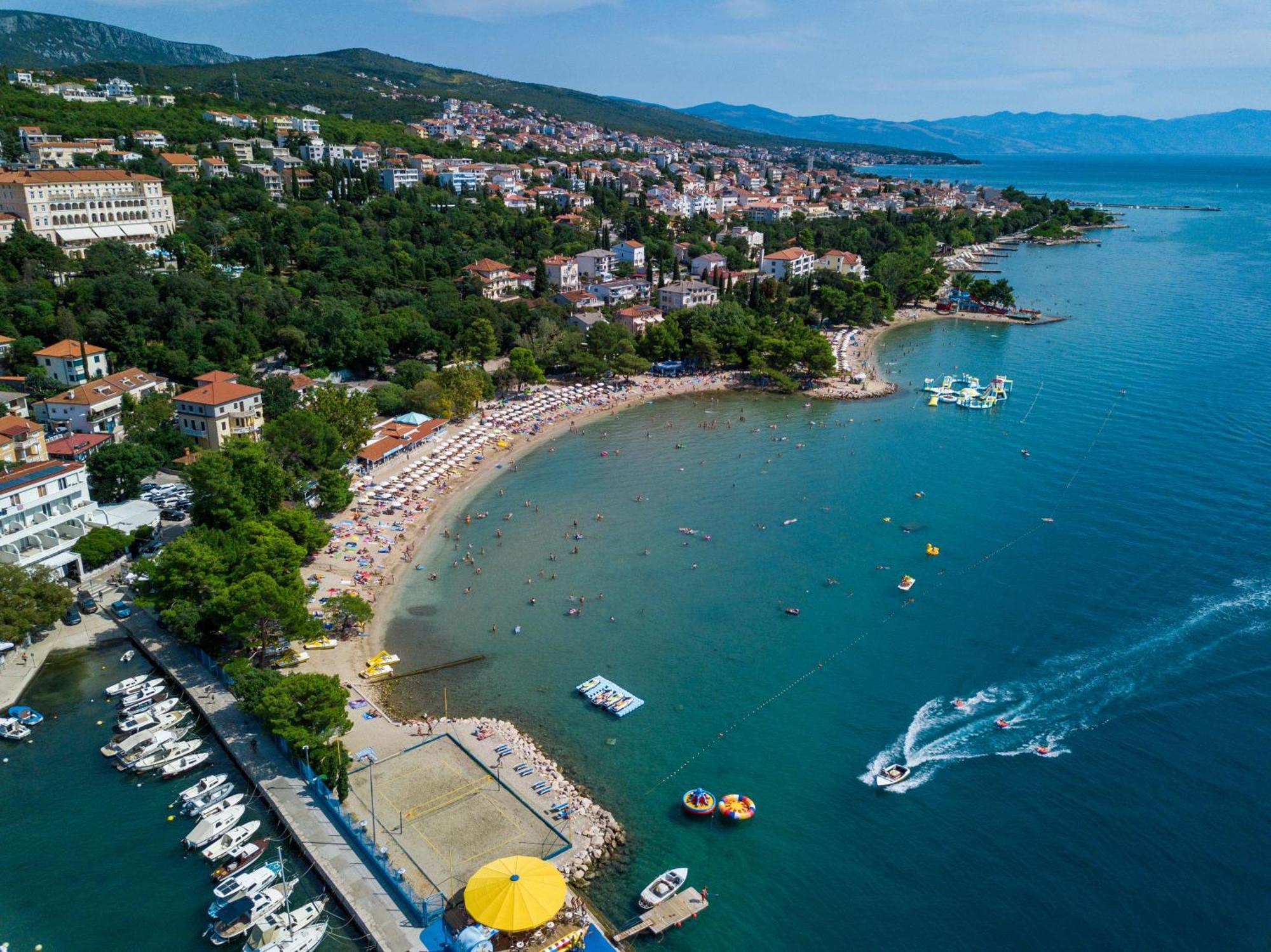 Roni Appartement Crikvenica Buitenkant foto