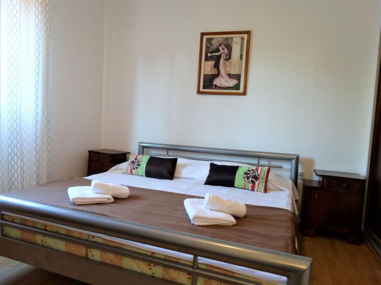 Roni Appartement Crikvenica Buitenkant foto
